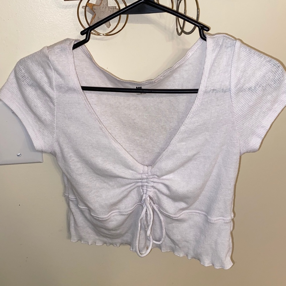 Cropped middle tie shirt